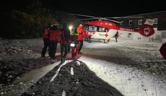 Der Abtransport der jungen Frau am Kitzbüheler Horn.