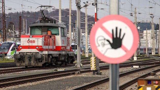 Züge standen langen still.