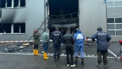 Die Werkstatt ging am 29. Dezember in den frühen Morgenstunden in Flammen auf. 