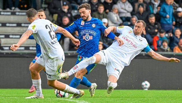 Altach-Kapitän Lukas Jäger (re.) hat nur lobende Worte für den neuen Sturm-Coach.