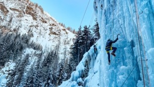 Eisklettern erfreut sich zunehmender Beliebtheit. Immer wieder passieren aber auch schwere ...