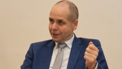 Hat Holger Bonin gute Vorsätze? „Nicht wirklich. Weniger Kaffee trinken vielleicht und mich ein ...