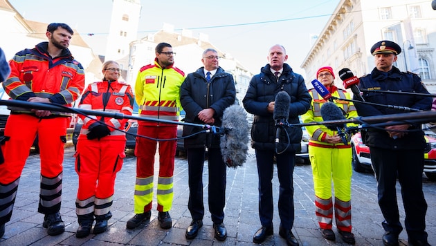 Hochschutz zu Silvester: Hunderte Einsatzkräfte sind landesweit im Einsatz.