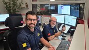 Glinzinger und Dattinger in der Bereichsalarmzentrale Amstetten.