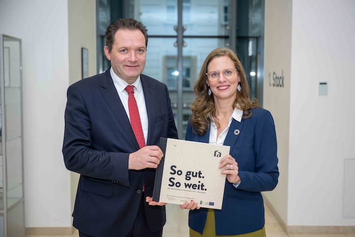 Minister Norbert Totschnig und Vizelandeschefin Anja Haider-Wallner.