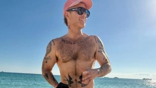 Robbie Williams hat zuletzt nicht nur ordentlich abgespeckt, sondern sich auch jede Menge Muckis ...