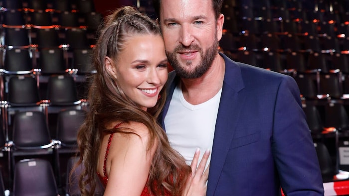 Laura Müller, hier mit Ehemann Michael Wendler bei „Let‘s Dance“, zieht sich mittlerweile für ...