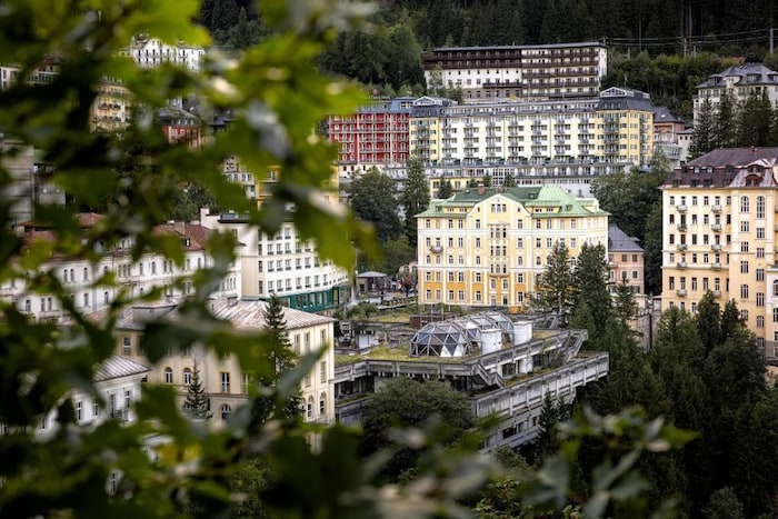 They advertise on the internet with beautiful pictures and better rooms, and Professor B. is now ...