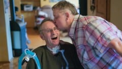 Norbert Ruttmann leidet an einer aggressiven Form von ALS. Seine Frau Christine pflegt ihn mit ...