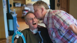 Norbert Ruttmann leidet an einer aggressiven Form von ALS. Seine Frau Christine pflegt ihn mit ...