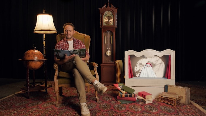 In unserem Zauberrahmen spukt Kurti das Gespenst.