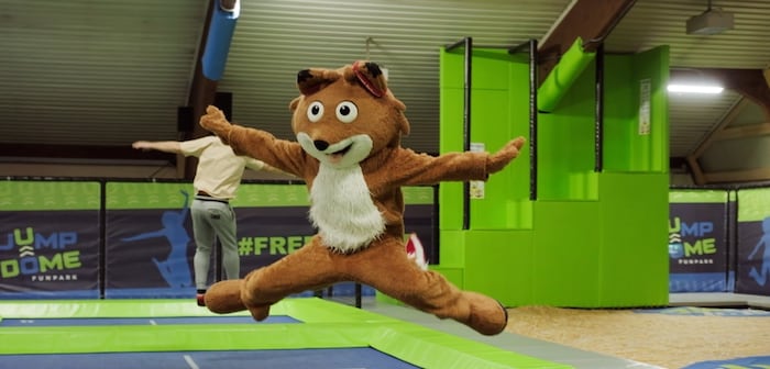 Im Jump Dome in Klagenfurt war es richtig lustig! Lesepass ausfüllen und in der Halle springen.