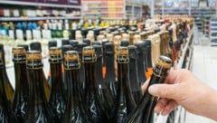 Je nach Supermarktkette variieren die Öffnungszeiten am letzten Tag des Jahres. 