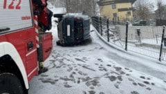 Ins Rutschen geraten und umgekippt.