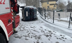 Ins Rutschen geraten und umgekippt.