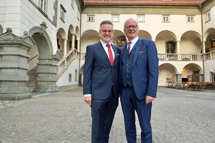 Reinhart Rohr übergab seinen Posten als Landtagspräsident an Andreas Scherwitzl.