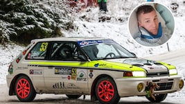 Jürgen Pilz brach sich Ende März den ersten Halswirbel, nun feiert er mit seinem Mazda bei der ...