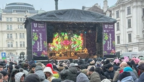 Der Wiener Silvesterpfad hat seit 14 Uhr seine Pforten geöffnet. 