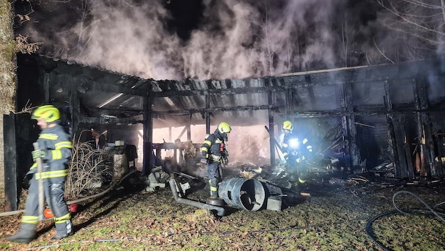 In Gosau brannte diese Hütte in der Nacht zum Neujahrstag ab