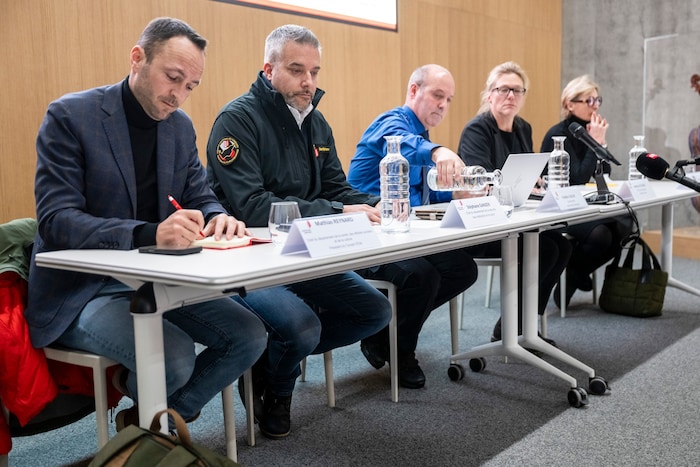 A press conference was held on Thursday to provide information on the current situation.