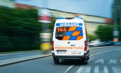 Durch die Explosionen von Böllern und Raketen wurden in der Silvesternacht mehrere Personen ...
