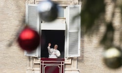 Papst Leo XIV. spendete seinen Segen vom Päpstlichen Palast aus.