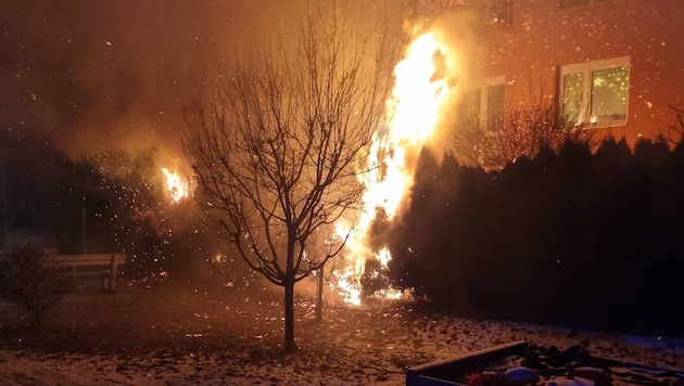 In Schladming fing eine Hecke Feuer.