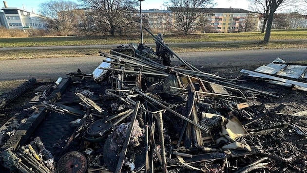 Viel blieb von der Hütte am Kaisermühlendamm nicht übrig.