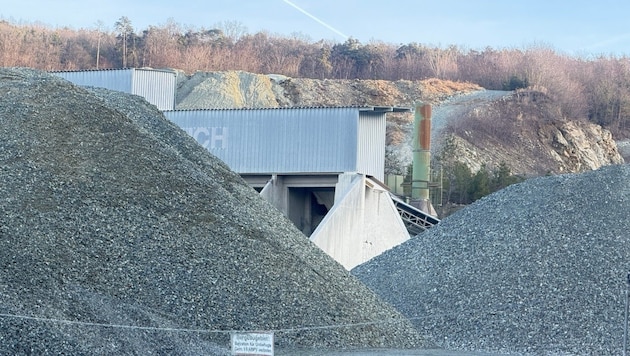 Samples from several quarries showed asbestos contamination.