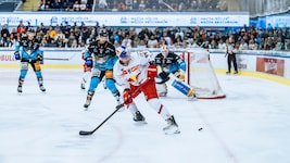 Erzielte das 3:1: Coe (vorne).