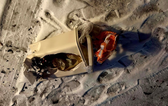 Dieser Mülleimer sorgte für den Feuerwehreinsatz in Freilassing.