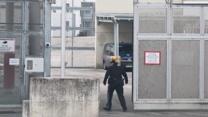 Shortly after 10 a.m., the gate was still open.
