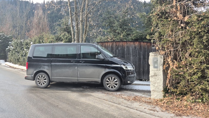 Ehefrau Fiona dürfte höchstpersönlich ihren Ehemann Karl-Heinz Grasser in den Hausarrest ...