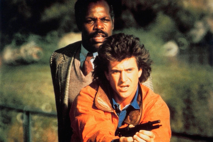 Mit der Buddy-Polizisten-Komödie „Lethal Weapon“ und Danny Glover an seiner Seite feierte Gibson ...