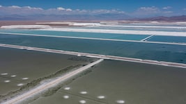 Lithium ist teuer, der Abbau zudem mit großen Umweltproblemen verbunden. Der chinesische ...