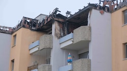 Das Dach des Gebäudes musste abgetragen werden.