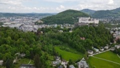 Windräder auf den Stadtbergen sind nach den Regierungsplänen bald theoretisch möglich.