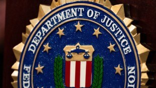 Ein 18-Jähriger soll laut FBI zu Silvester im US-Bundesstaat North Carolina einen Terroranschlag ...