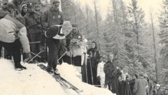 Josefa „Putzi“ Frandl raste 1956 in Cortina zu Riesentorlauf-Silber.