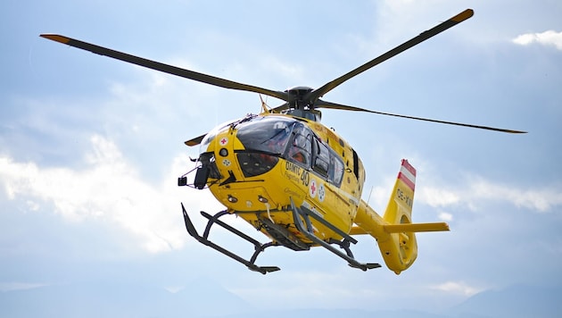 Der verletzte Bub wurde mit dem ÖAMTC-Hubschrauber C8 ins Krankenhaus Immenstadt geflogen.