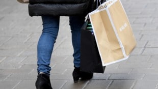 Einkaufswütige stürmten am Wochenende Designer Outlet in Italien