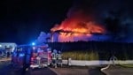 Erschreckende Szenen in Langenrohr am Freitagabend: Ein Einfamilienhaus stand komplett in ...