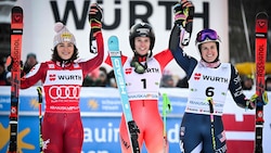 Julia Scheib, Camille Rast und Paula Moltzan (von li. nach re.)