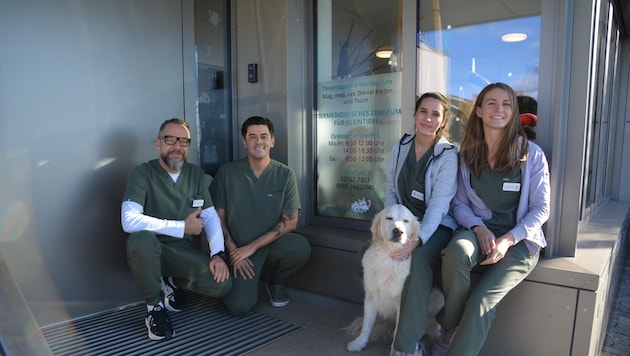 Daniel Rieder, Philipp Figueroa, Jennifer Hauser, Susanne Figueroa und Hündin Maja.