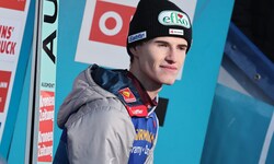 Niklas Bachlinger schaffte souverän die Qualifikation fürs Tournee-Springen am Bergisel.
