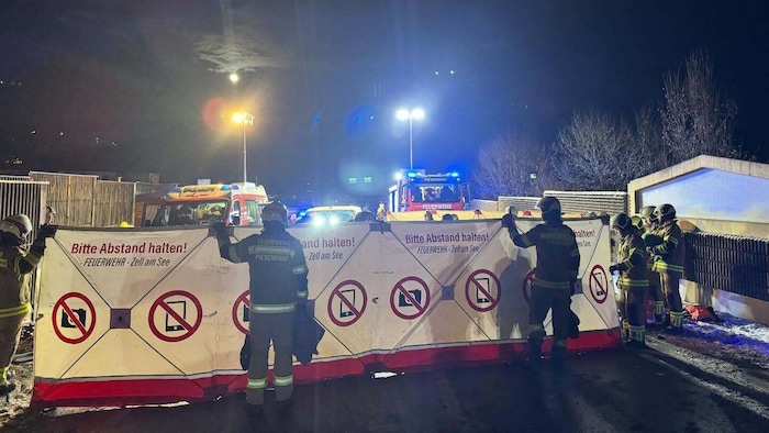 Der Einsatz dauerte etwa eine Stunde und 15 Minuten.