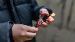 Der Zehnjährige erlitt schwere Handverletzungen durch die Explosion (Symbolbild).