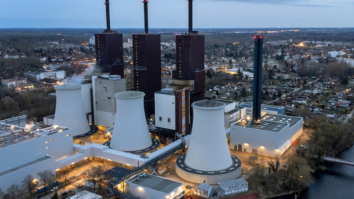 Die Stromversorgung soll erst am Donnerstagnachmittag wieder für alle hergestellt sein.