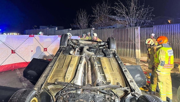 Feuerwehr und Rettung waren mit einem Großaufgebot bei dem Unfall im Einsatz.