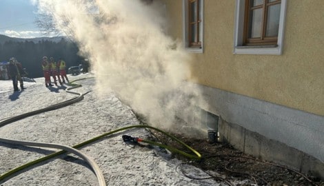 57 Floriani waren bei dem Kellerbrand im Einsatz.